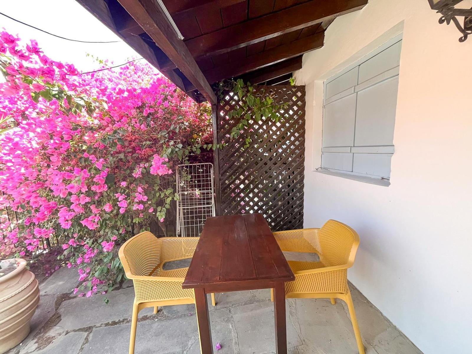 Kalavasos Square Apartments - With Pool 3 Minutes Walk 外观 照片